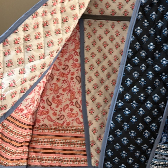 Blue quilted jacket size small - Picture 4 of 4